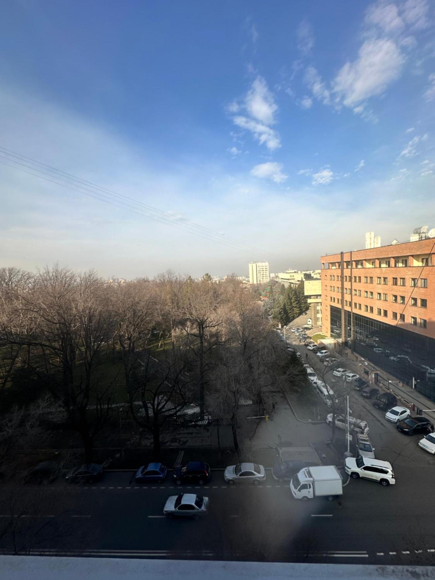 Whitefort Apartment Almaty Esterno foto