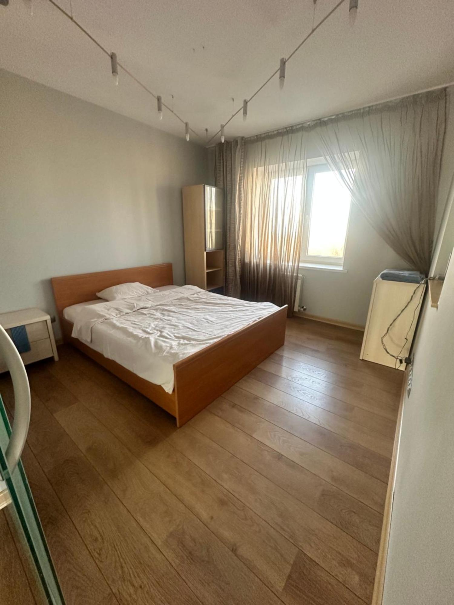 Whitefort Apartment Almaty Esterno foto