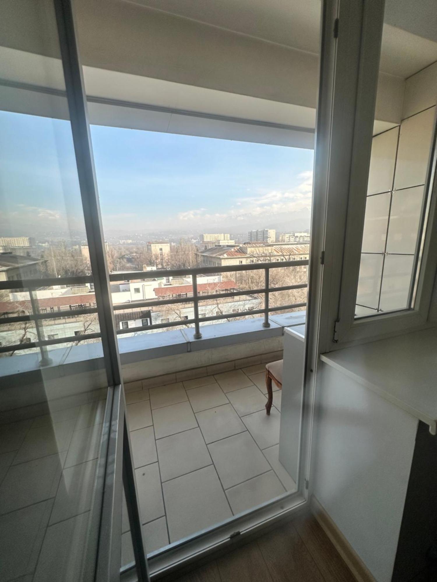 Whitefort Apartment Almaty Esterno foto