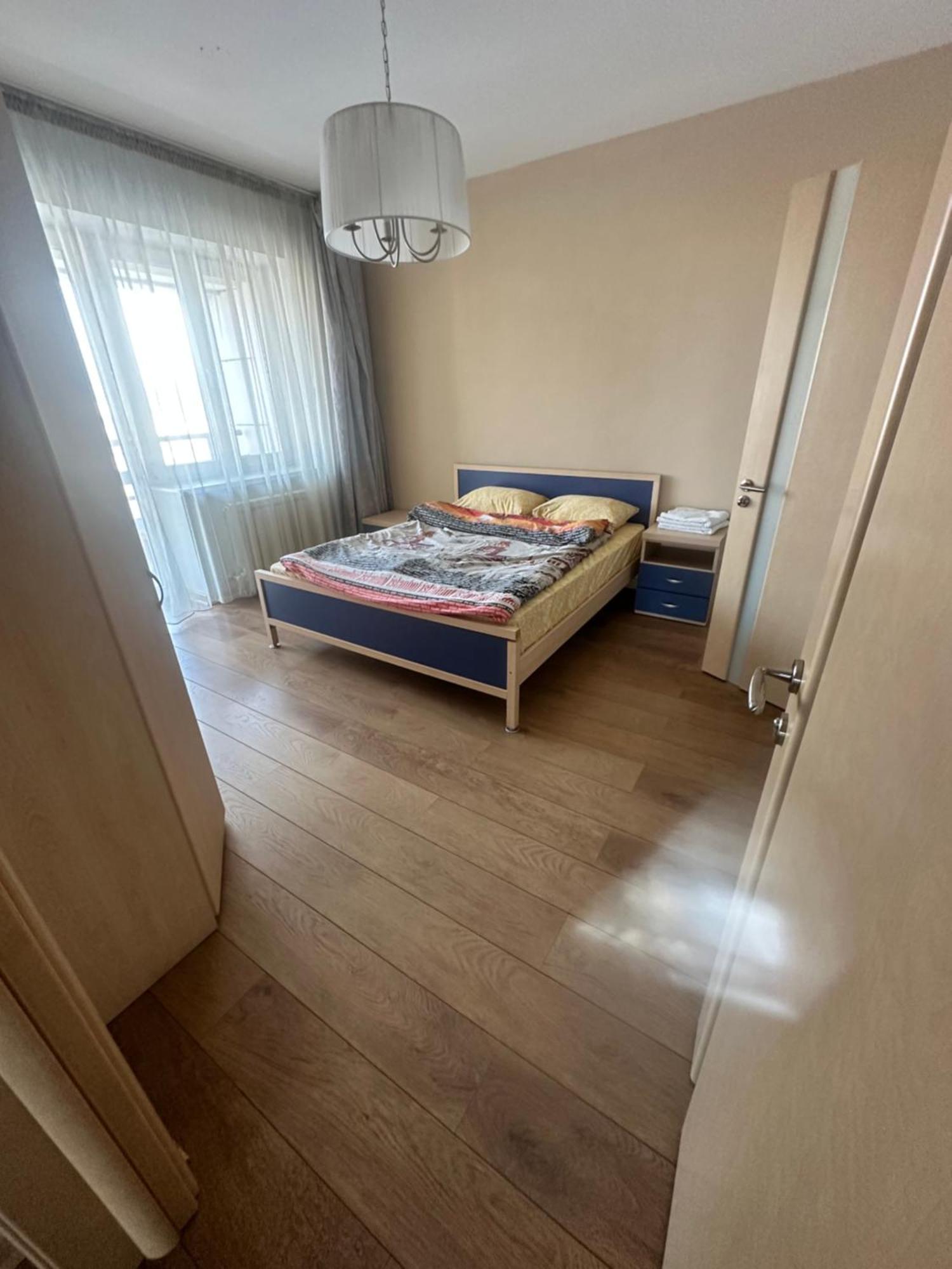 Whitefort Apartment Almaty Esterno foto